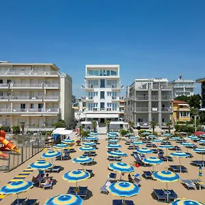 Boston 3 Stelle Superior Frontemare Hotel Lido di Jesolo